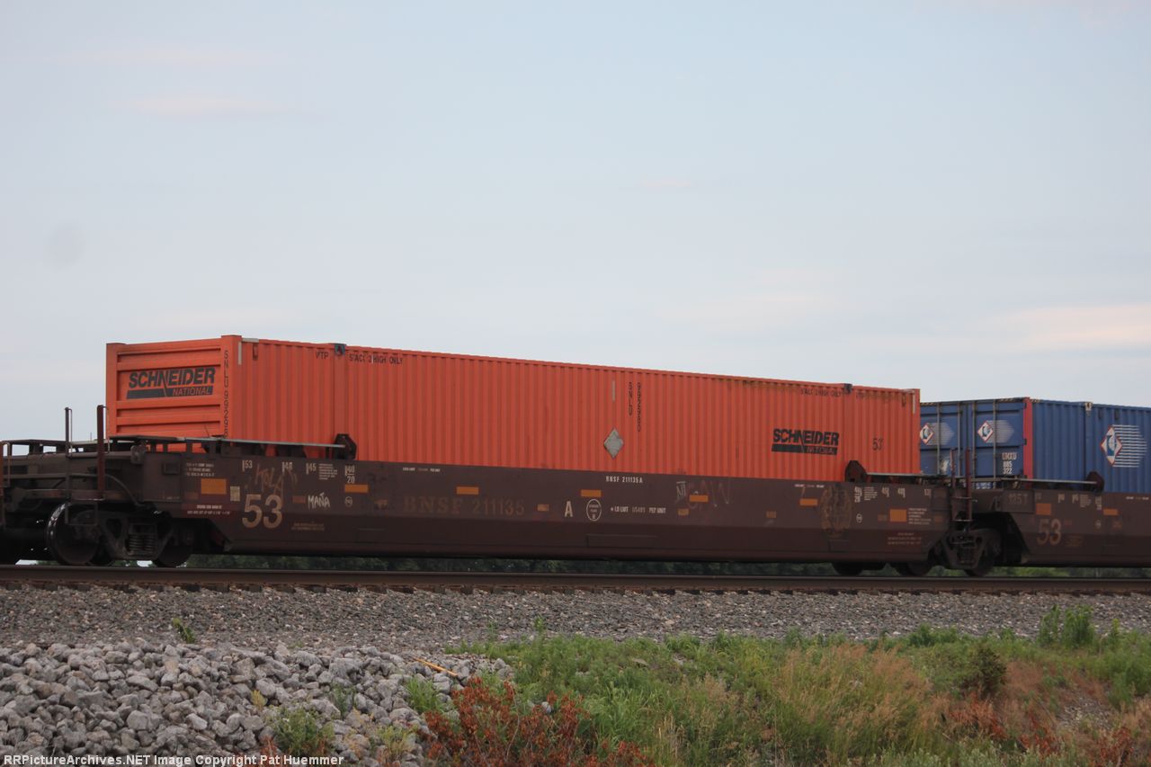 BNSF 211135