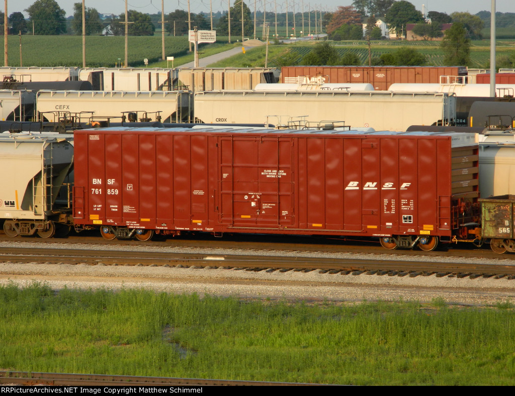 New BNSF Hi-Cube