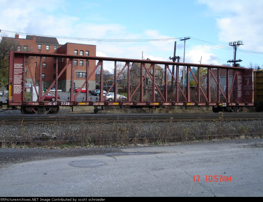 IC 977723 Centerbeam Flatcar WB