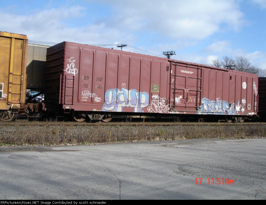 BNSF 781647 Boxcar WB