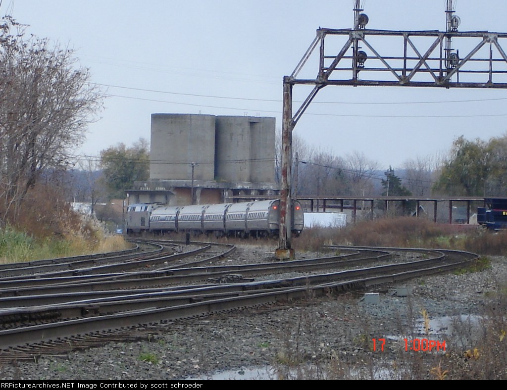 Amtrak Train #286 heads EB towards the old coaling towers