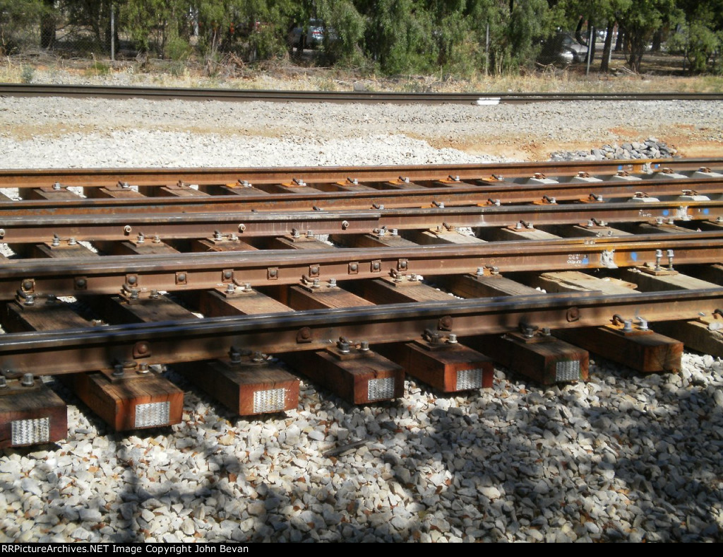 Replacing track