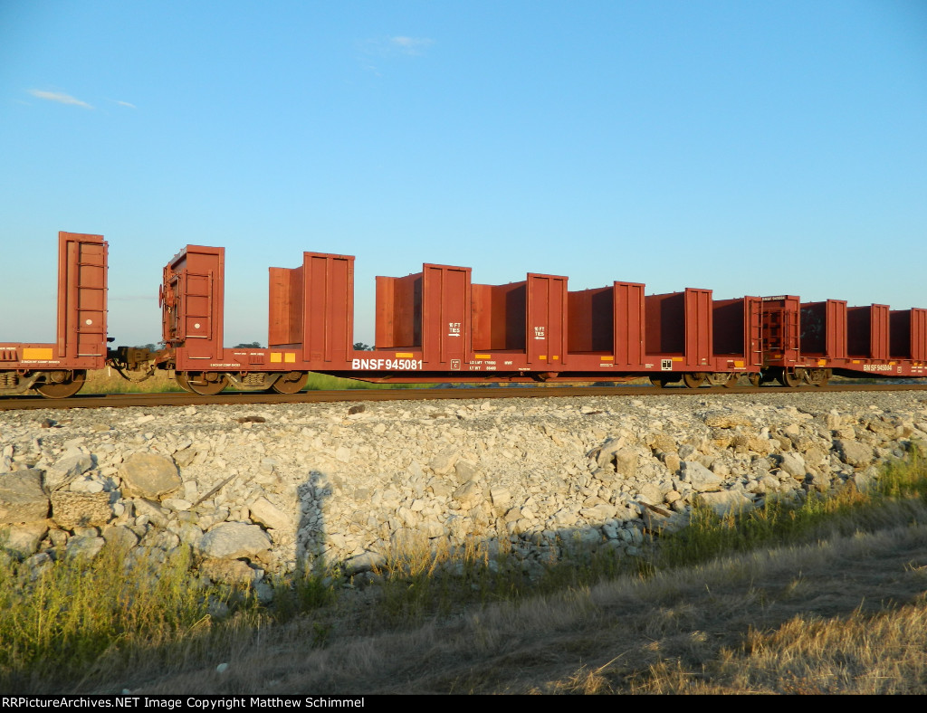 Empty BNSF Tie-Car