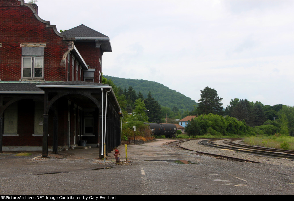 Buffalo & Pittsbusgh RR yard office - ex B&O station, nee BR&P Station