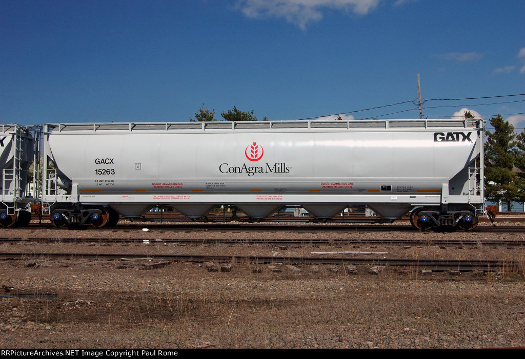 GACX 15263, Covered Hopper on the UPRR
