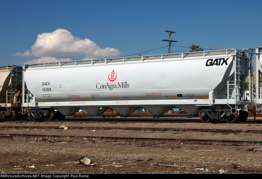 GACX 15304, Covered Hopper on the UPRR