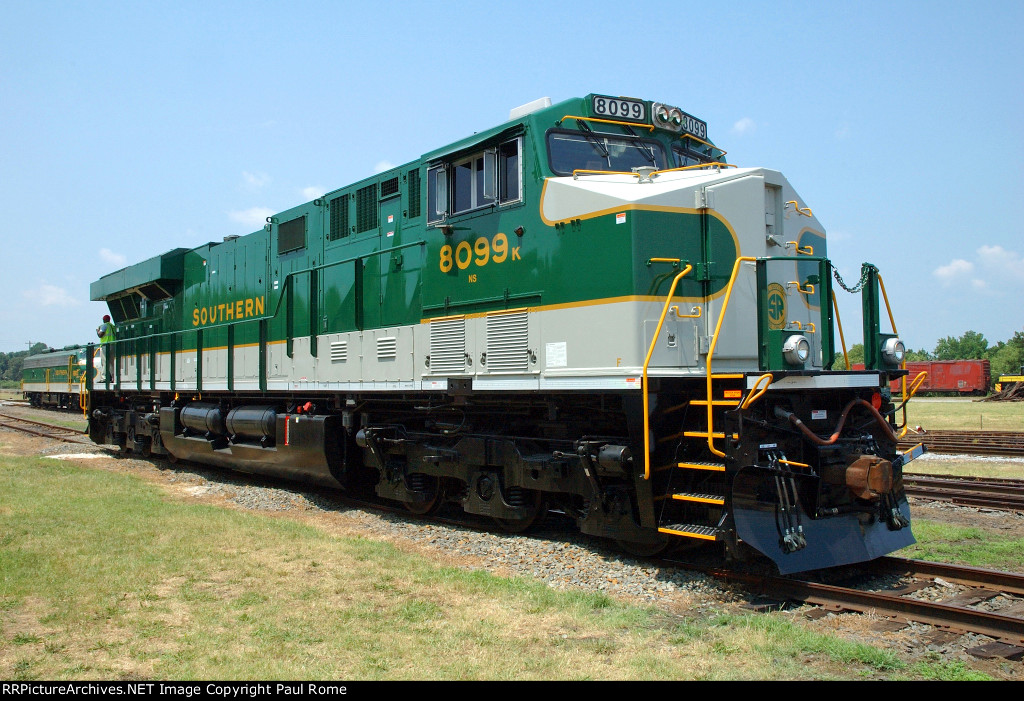 NS 8099, GE ES44AC, Southern Heritage Unit