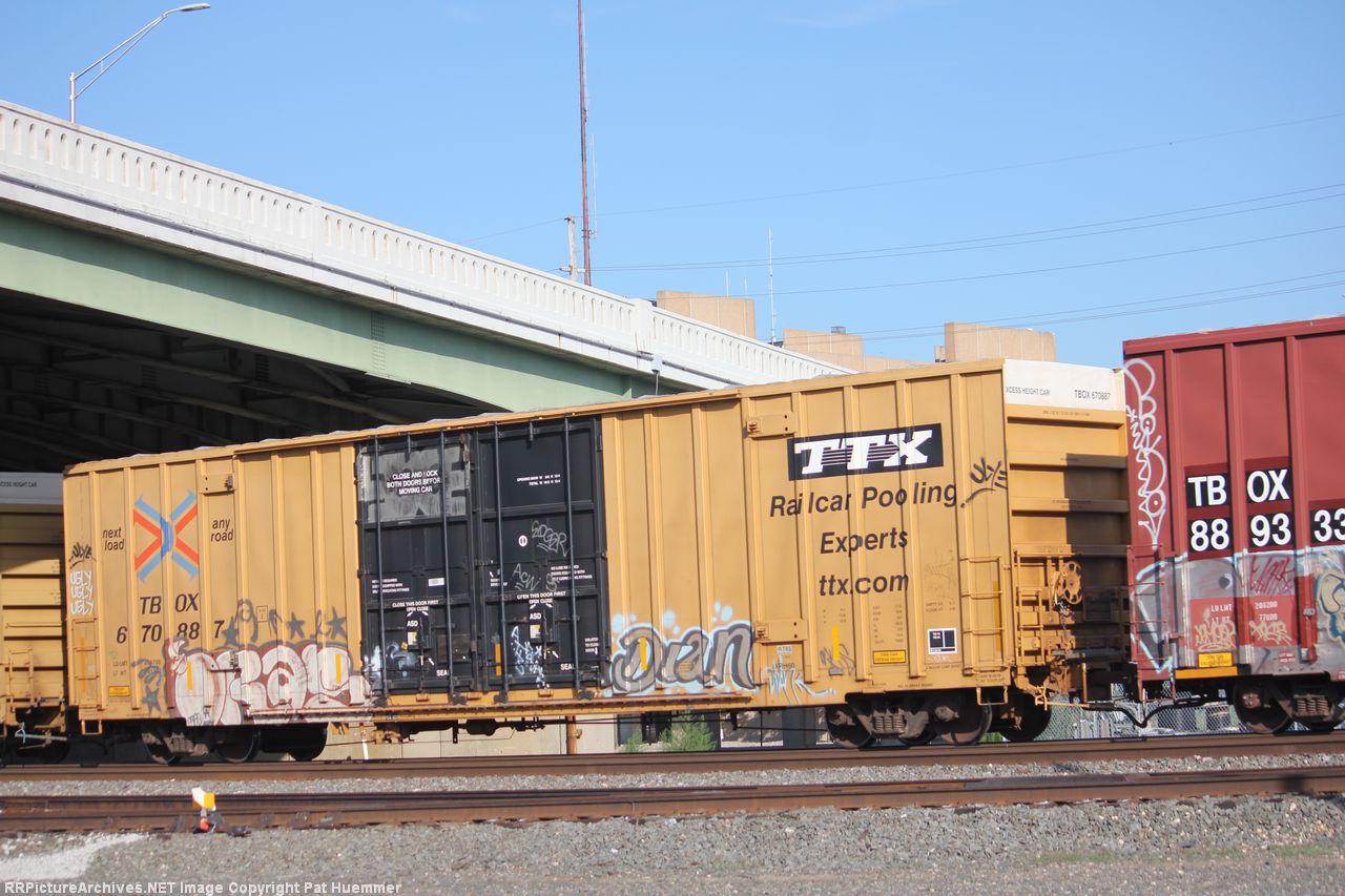 TBOX 670887