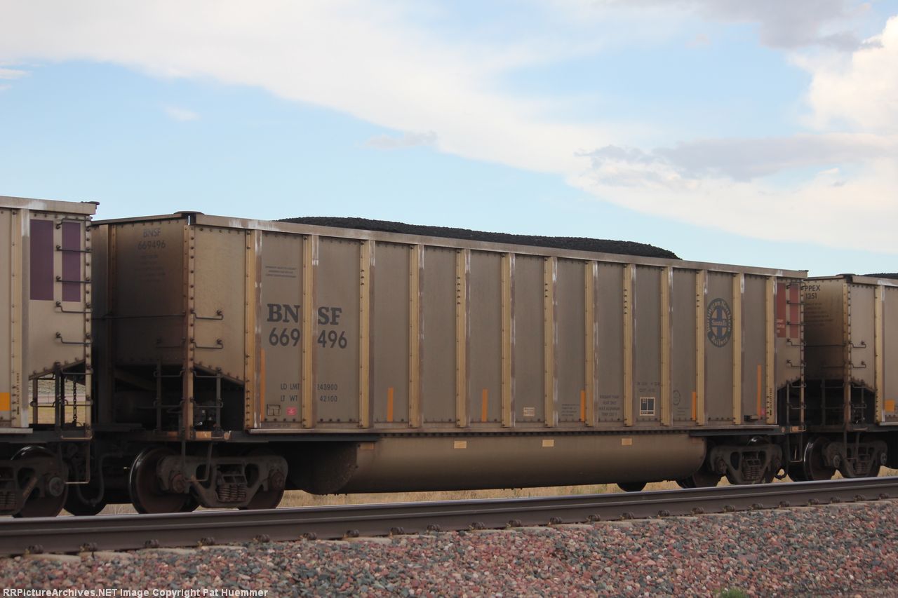 BNSF 669496