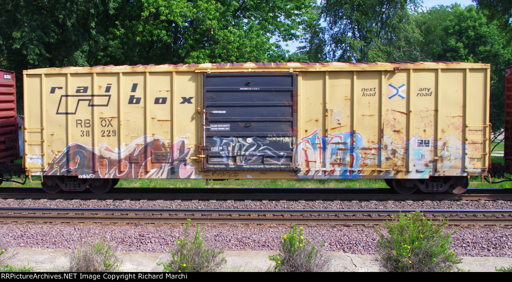 RBOX 38229