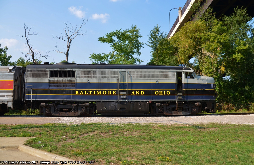 Look at the back half of this unit, all sooty and sloppy.