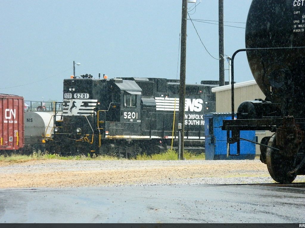 NS 5201(GP38-2) HIGH HOOD