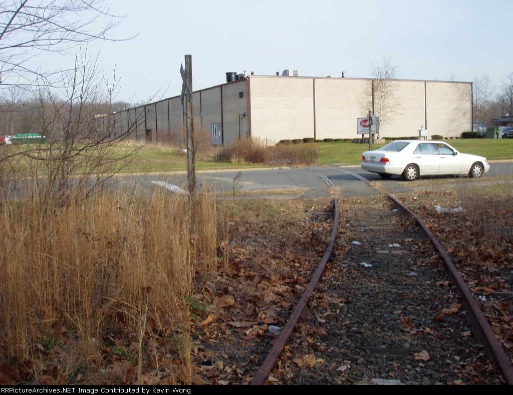 Frederick Place crossing on Standard Roofings spur
