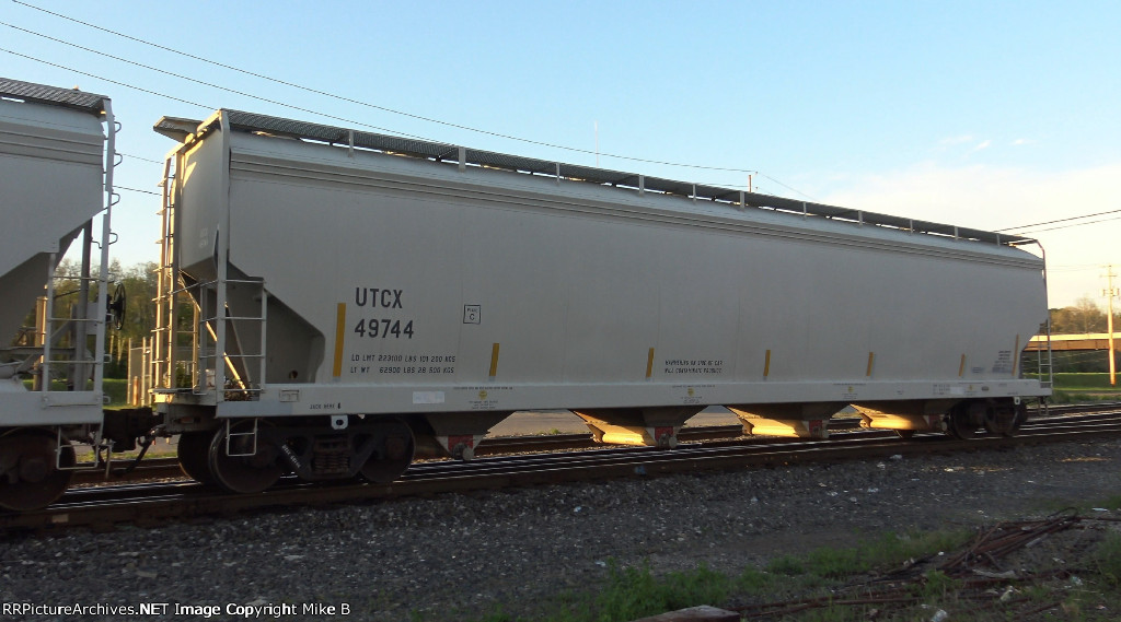 UTCX 49744