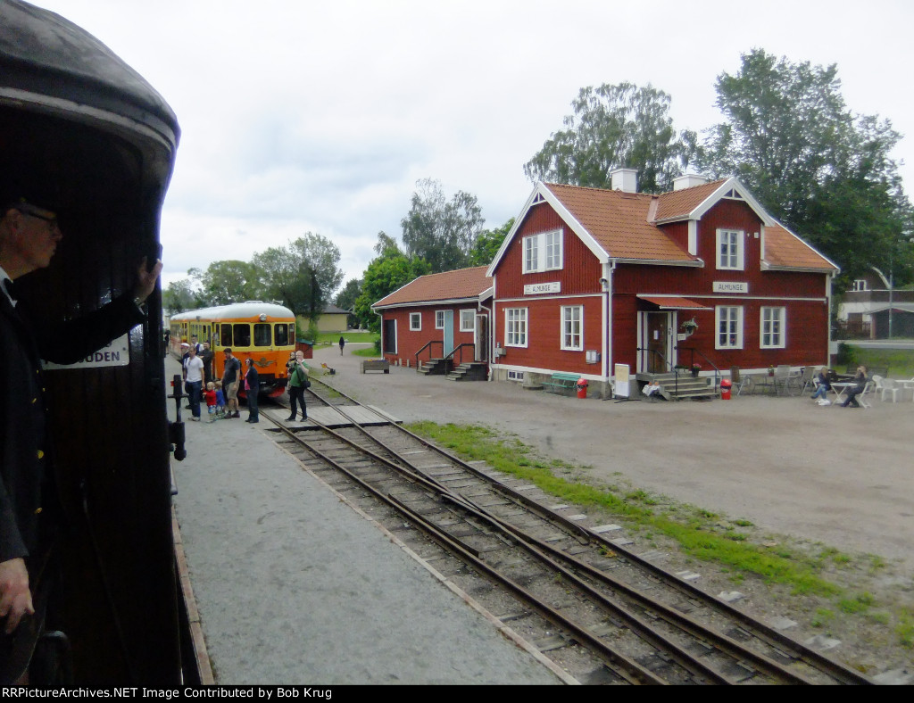 Another heritage trainset on the Upsala-Lenna Jarnvag was this rail bus pair.