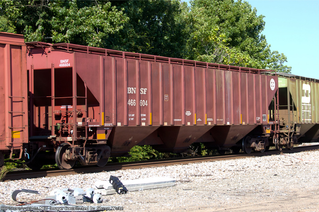 BNSF 466604