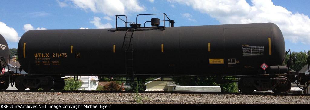 UTLX Tank Car 211475