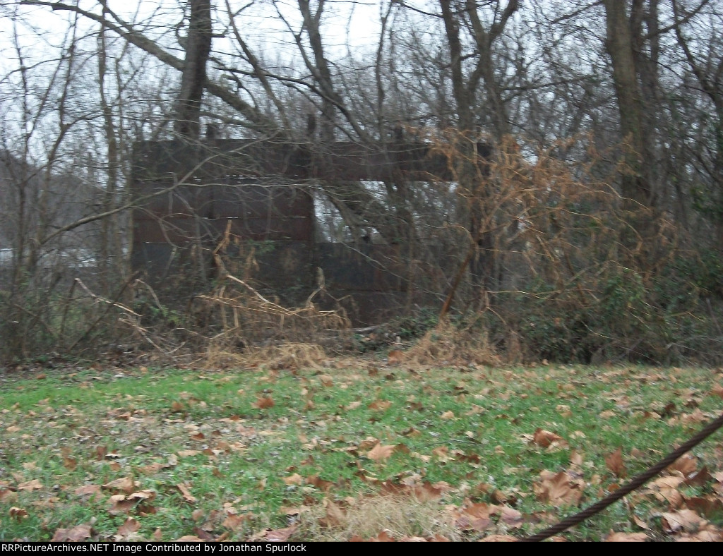 Approach to ex-B&O railroad bridge