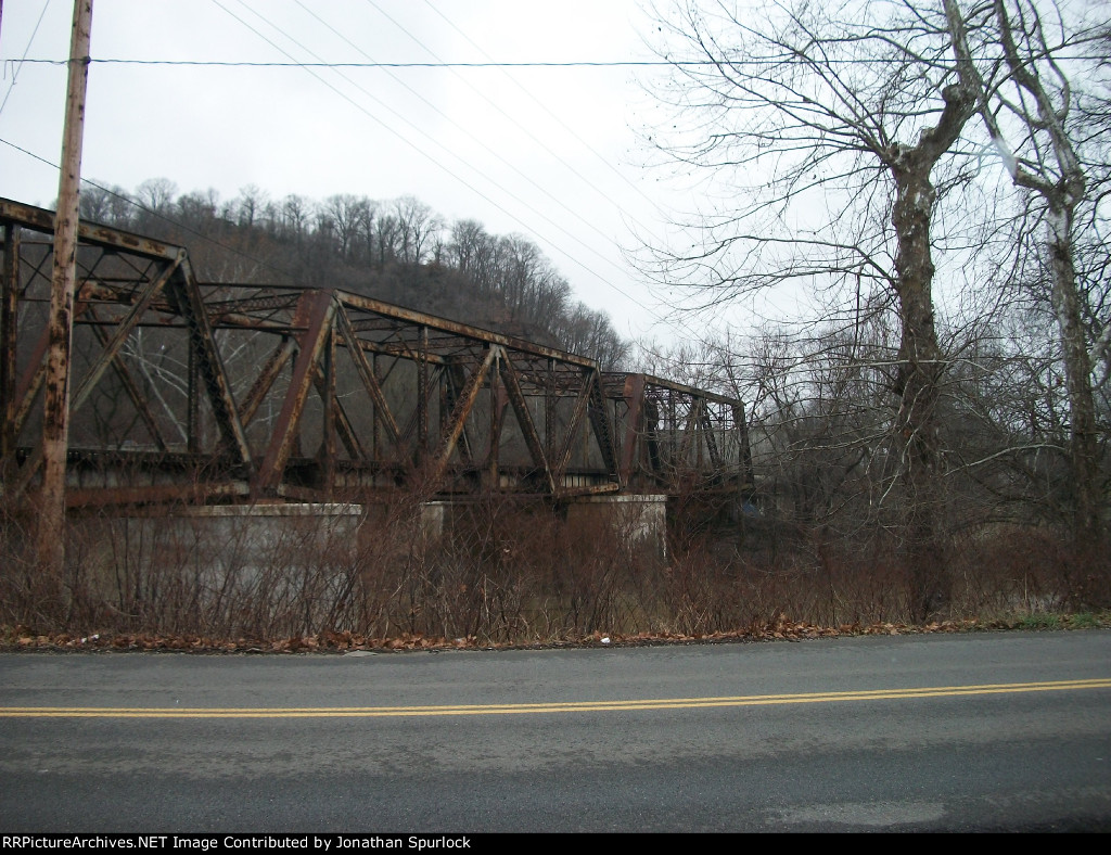 CSX, former C&O, bridge over the Guyandotte River, looking west