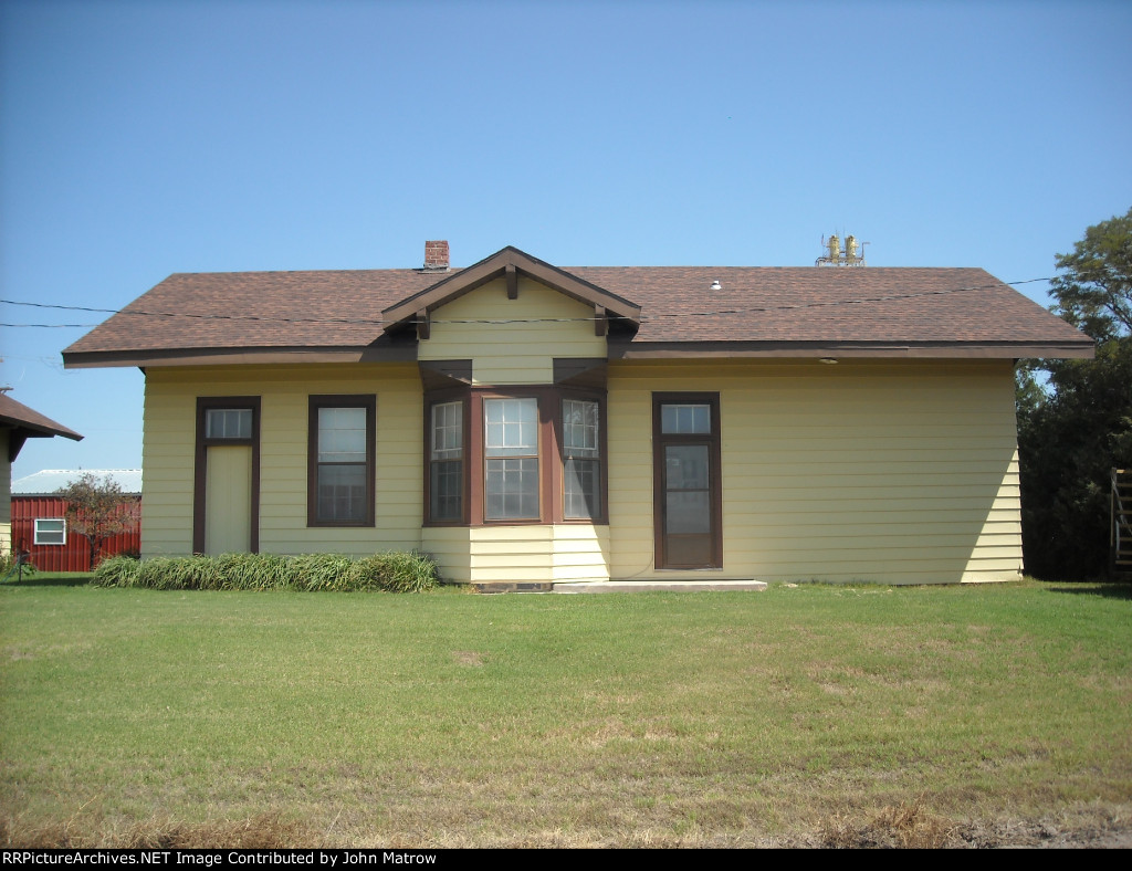 Former ATSF Montezuma Depot