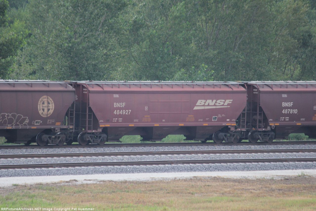 BNSF 484927
