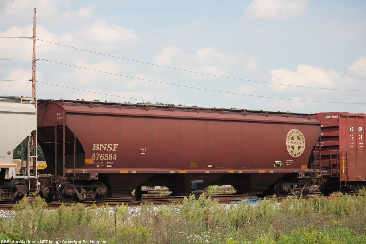 BNSF 476584