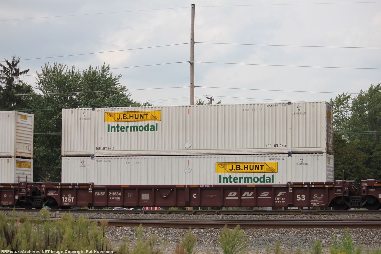 BNSF 211584