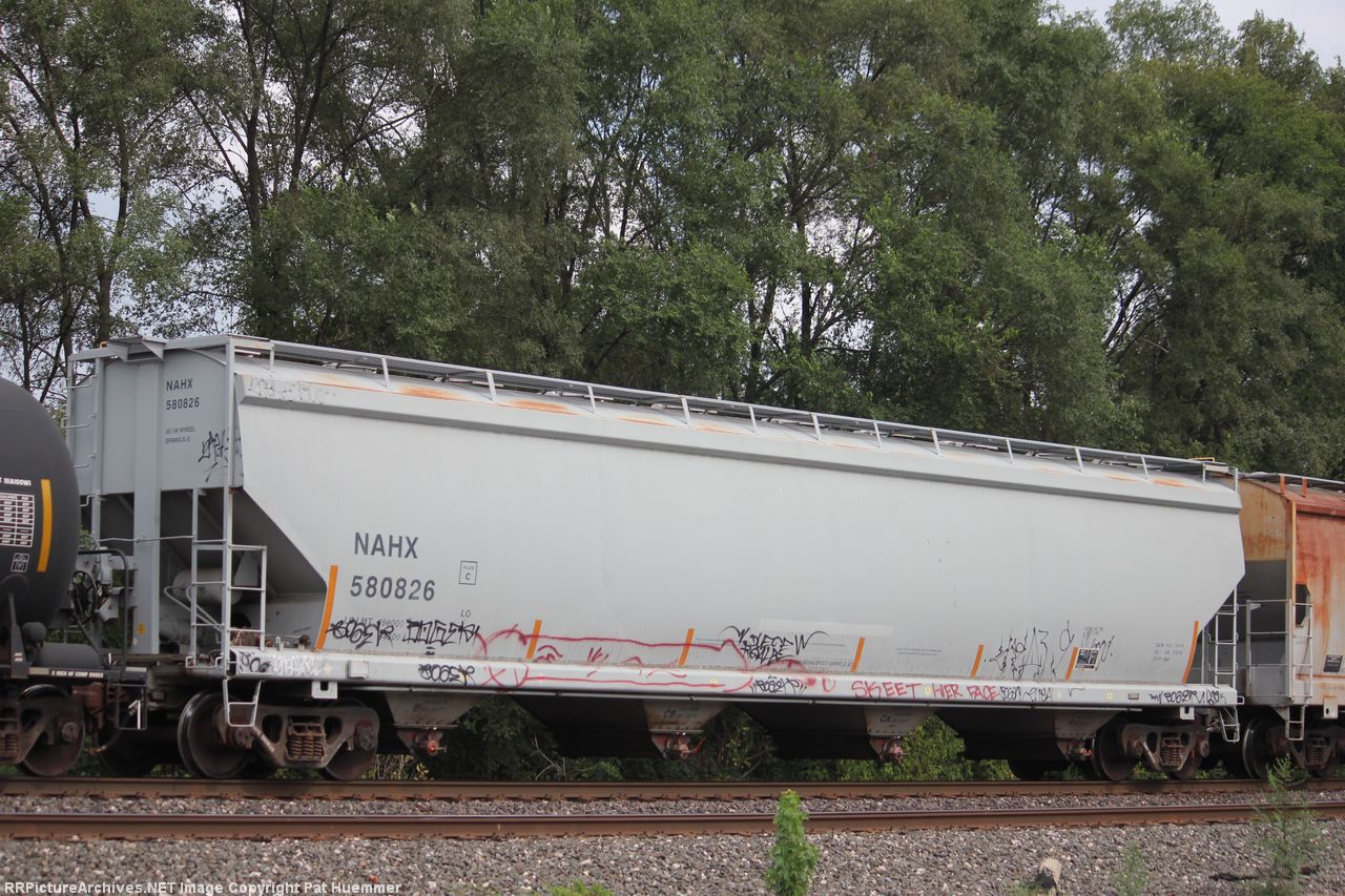 NAHX 580826