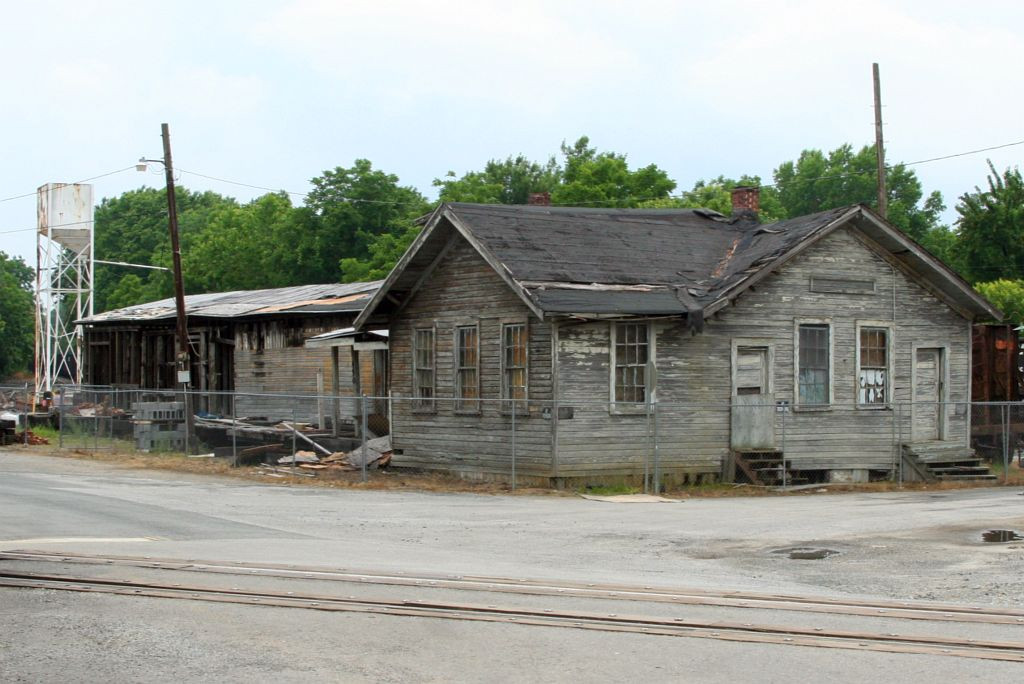 Depot on its last breath?