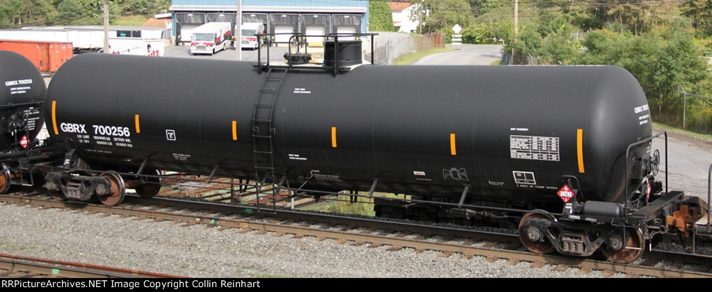 GBRX 700256