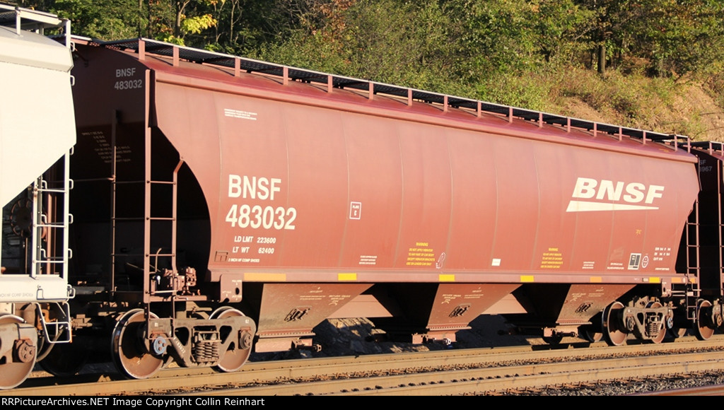 BNSF 483032