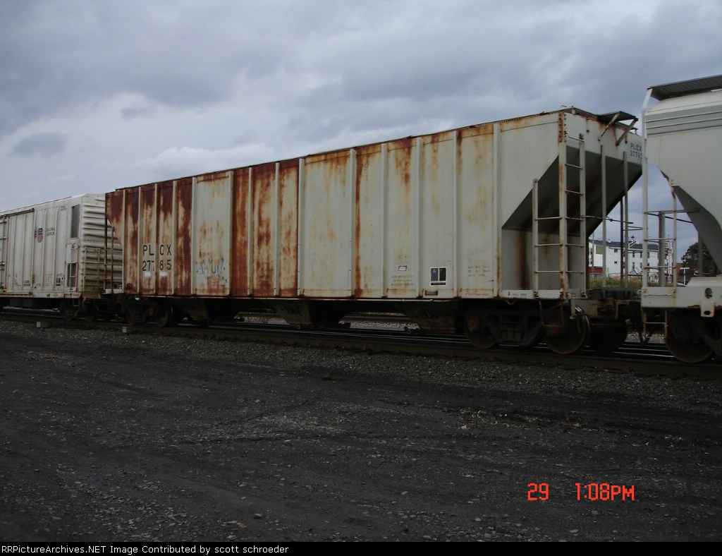 PLCX 27785 Covered Hopper EB