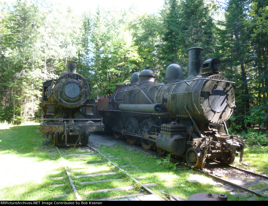 ELWB Locomotives silently waiting for the next assignment