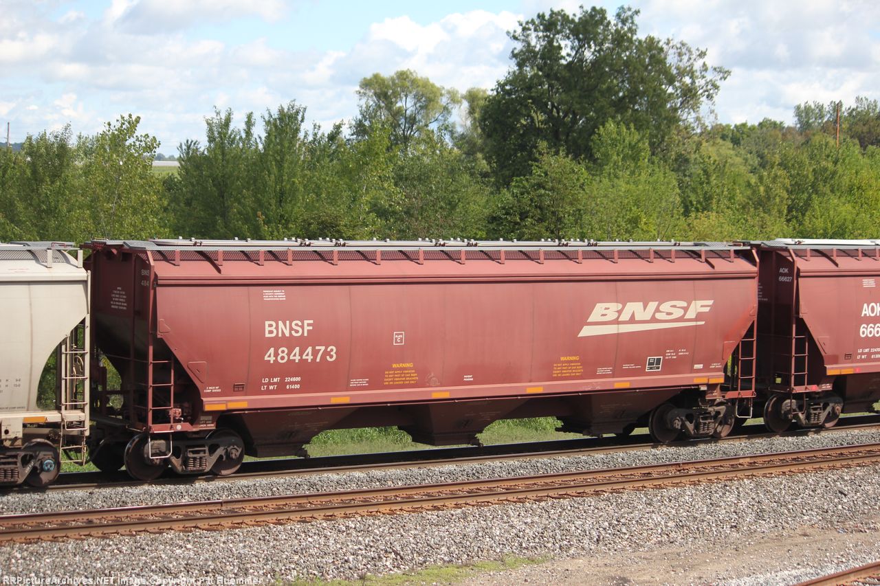 BNSF 484473