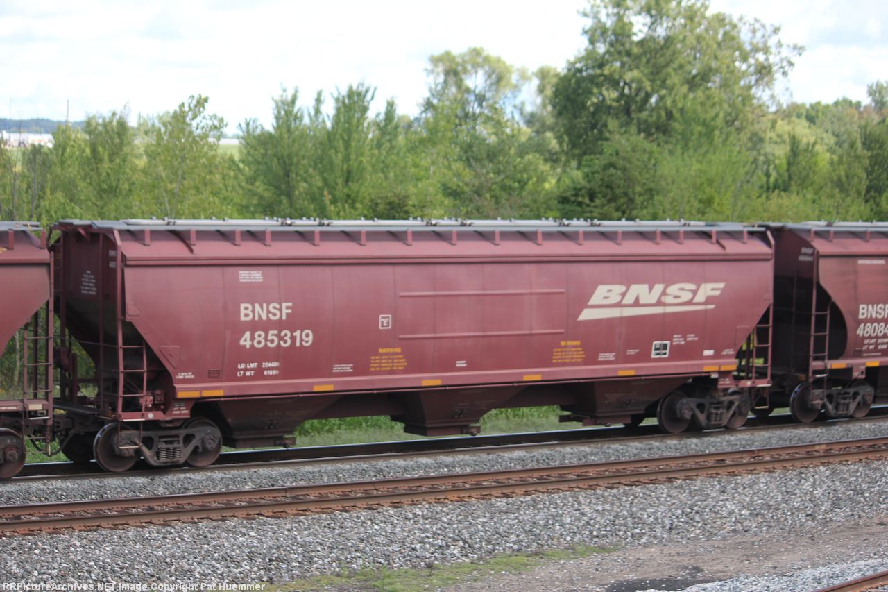 BNSF 485319
