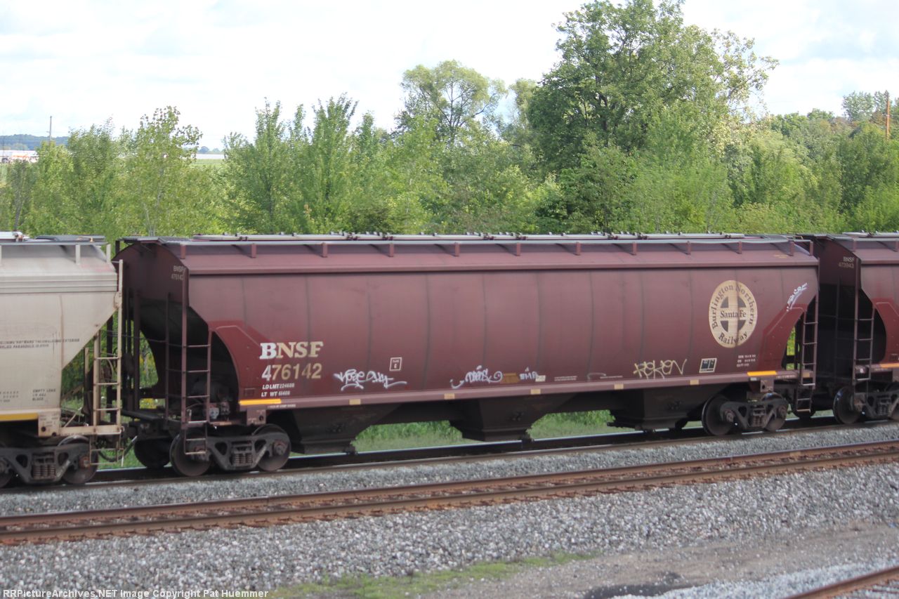 BNSF 476142
