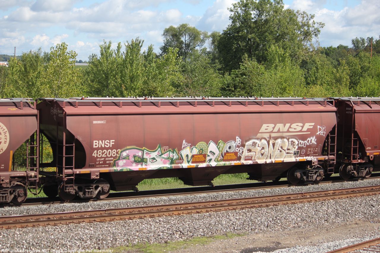 BNSF 482083