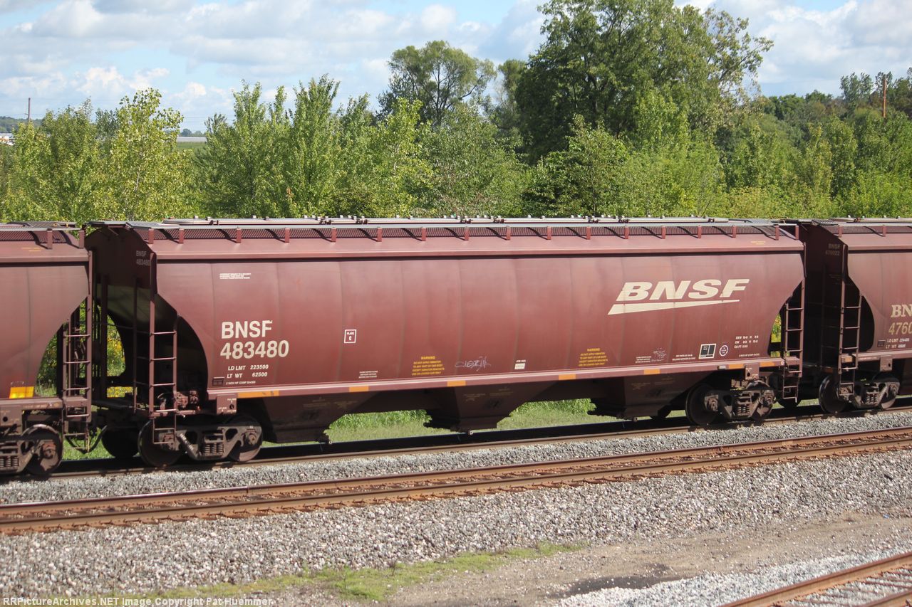BNSF 483480