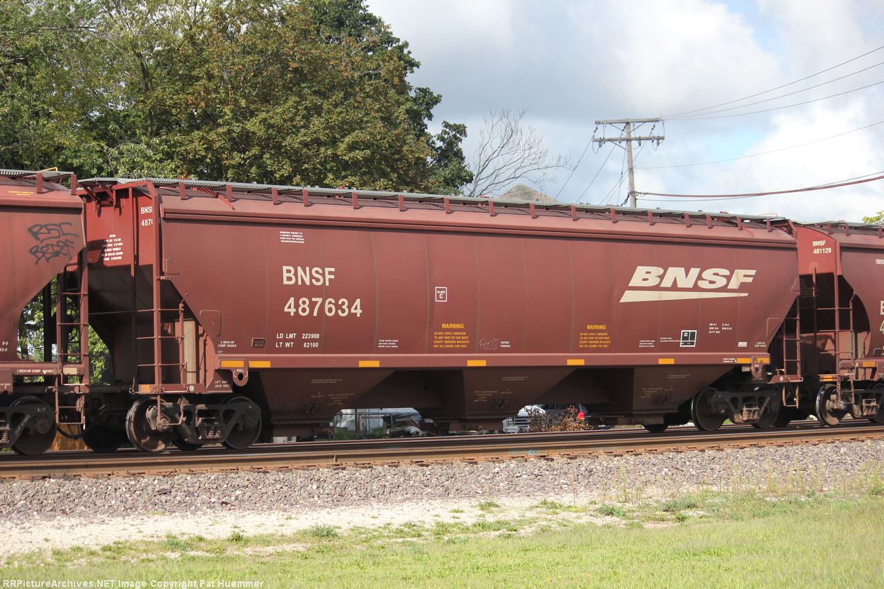 BNSF 487634