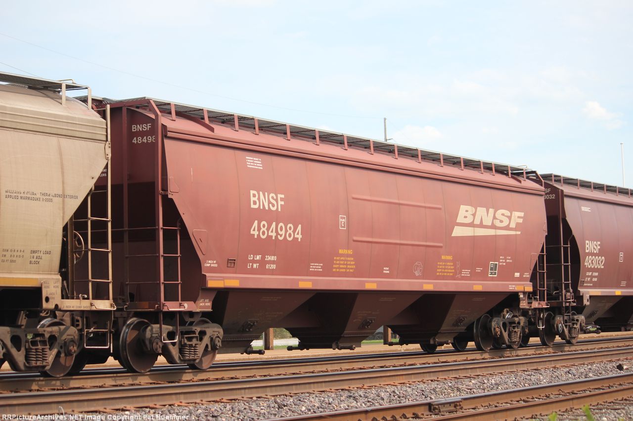 BNSF 484984