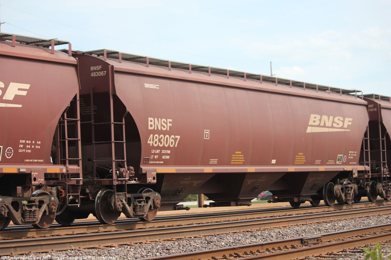 BNSF 483067