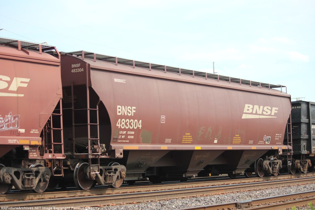 BNSF 483304