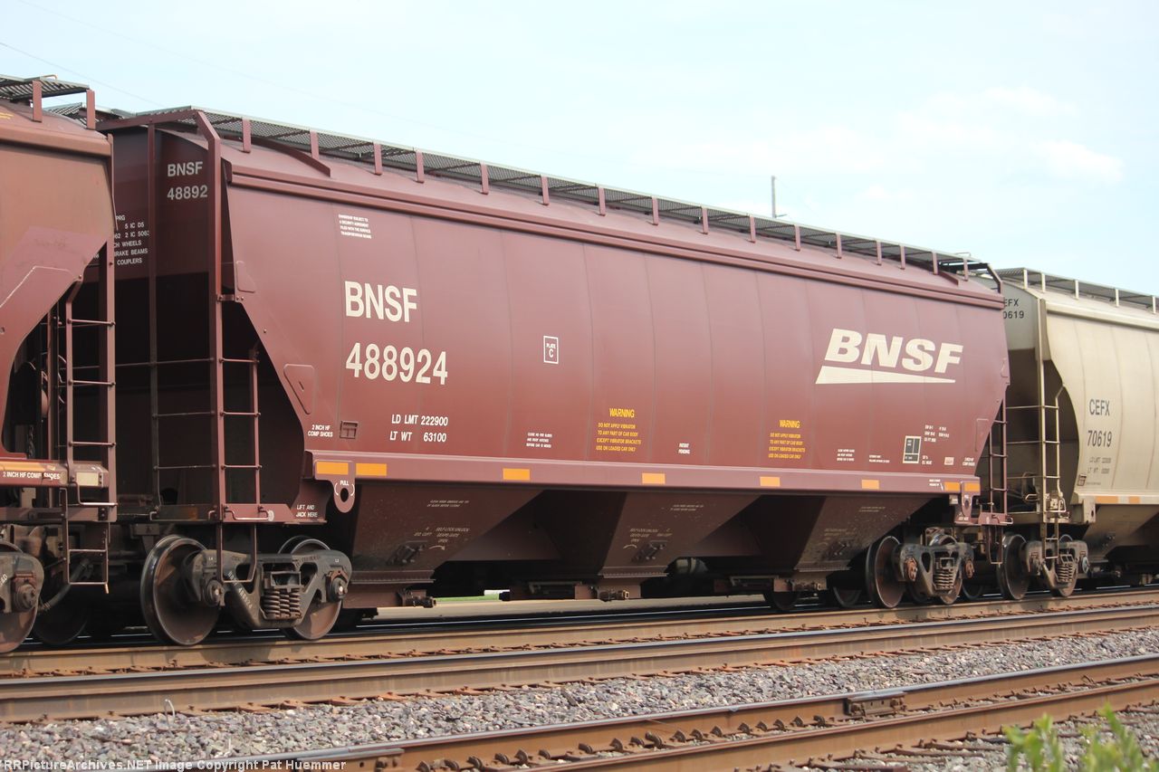 BNSF 488924