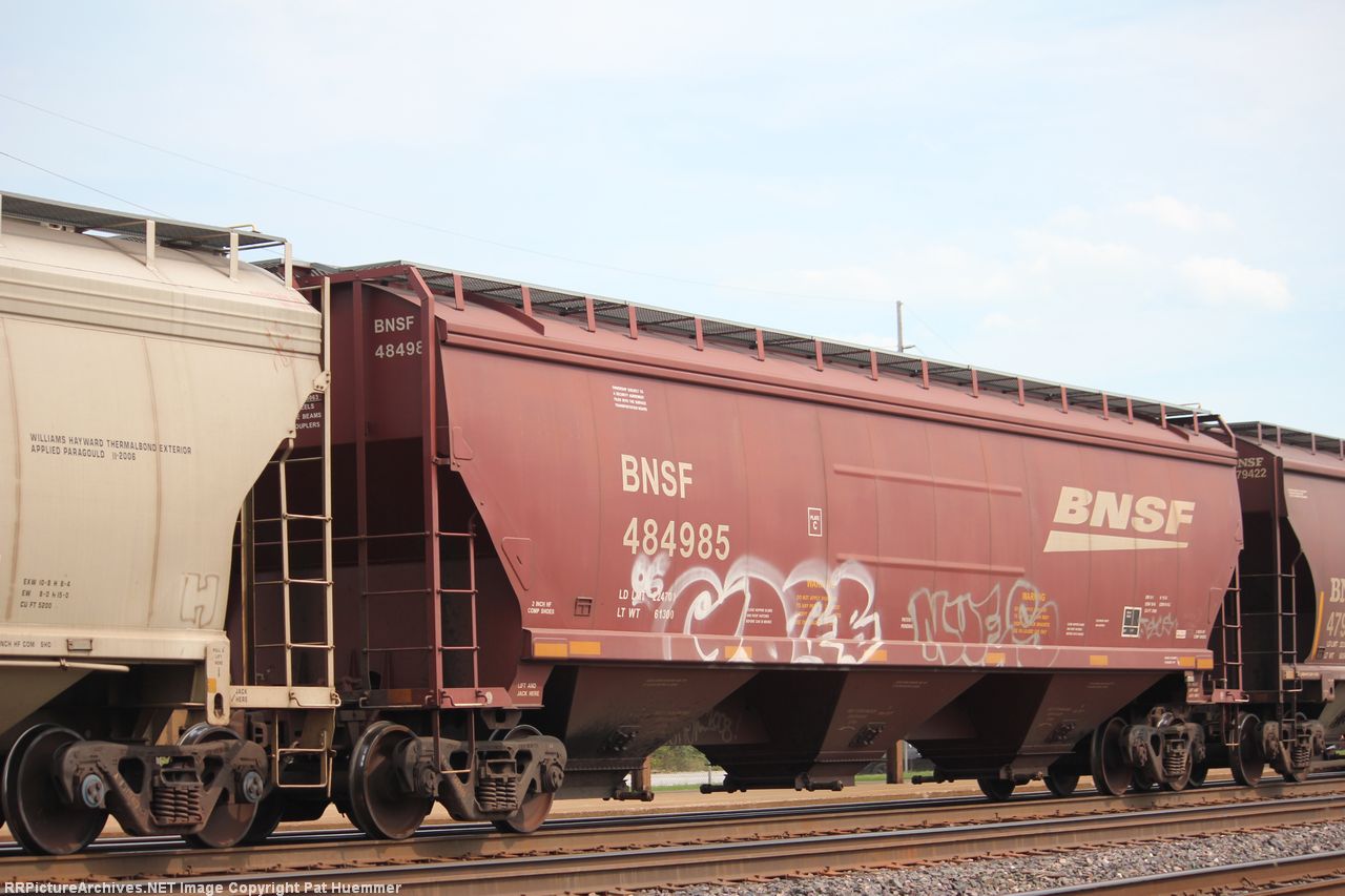 BNSF 484985