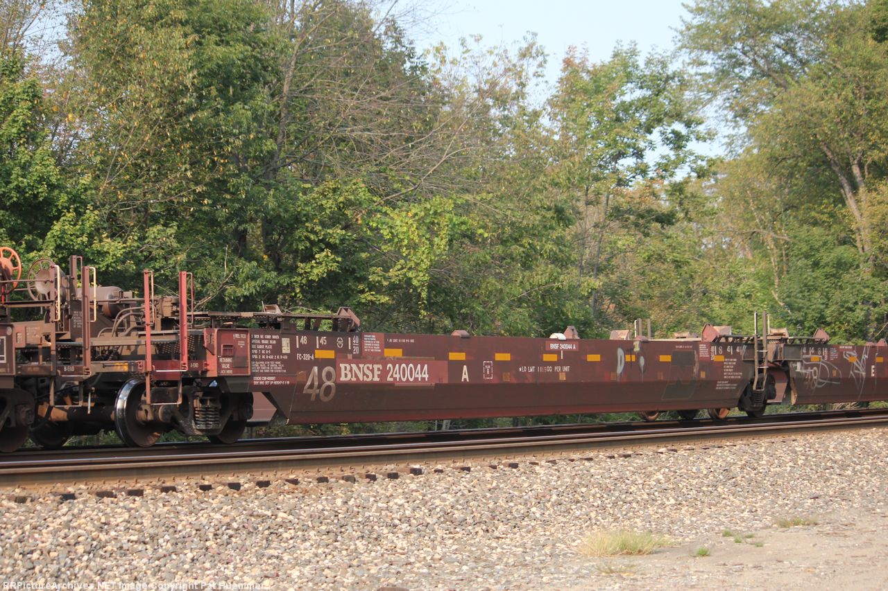 BNSF 240044