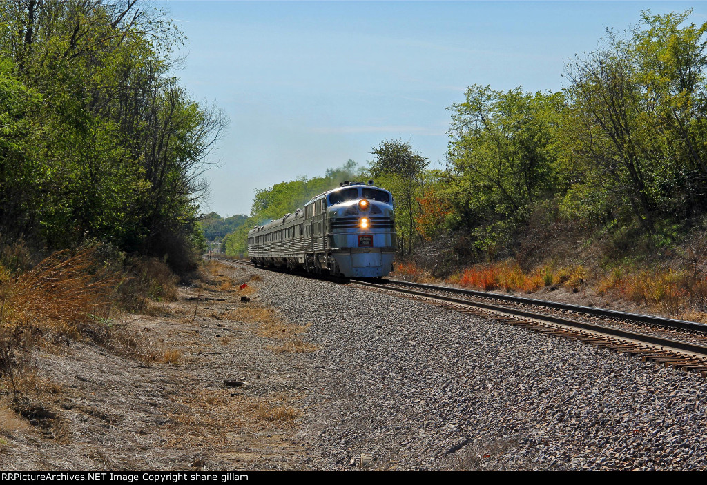 CBQ 9911A is seen leaving heading toward gales burg ill.