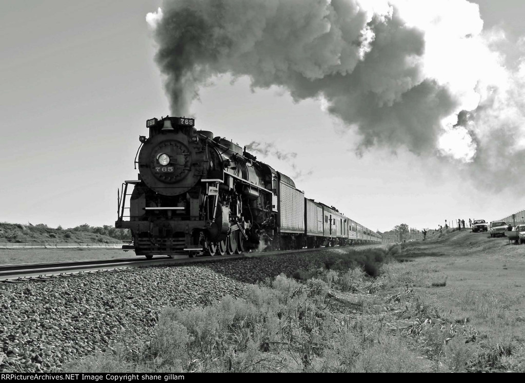 NKP 765 Heads into st peters MO in black and white,