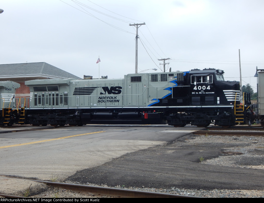 NS 4004
