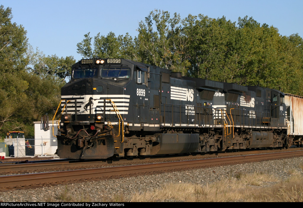 NS 8899 8982