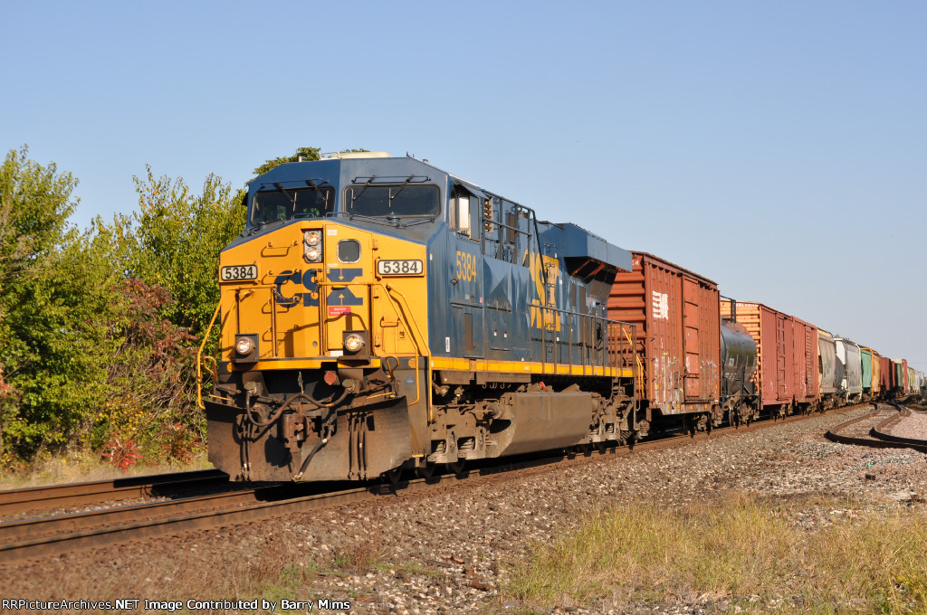 CSX 5384 west